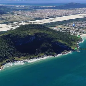 casa-praia-do-santinho-florianopolis-88058-700.santa-catarina-brasil.com/